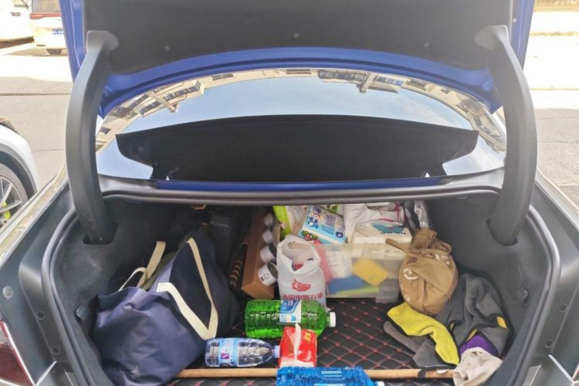 Used Jaguar XEL 2019 2.0T 200 PS Deluxe Edition Trunk