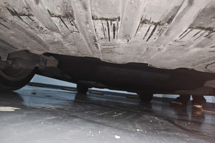 Used Jaguar XEL 2019 2.0T 200 PS Deluxe Edition Chassis Front