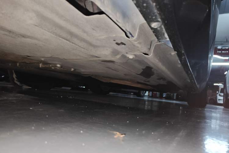 Used Jaguar XEL 2019 2.0T 200 PS Deluxe Edition Chassis Rear Right