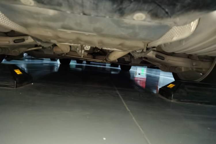 Used Jaguar XEL 2019 2.0T 200 PS Deluxe Edition Chassis Rear