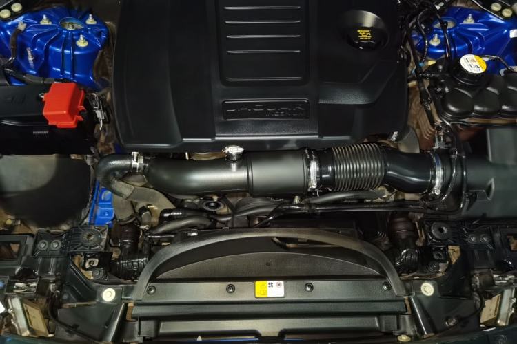 Used Jaguar XEL 2019 2.0T 200 PS Deluxe Edition Engine Bay