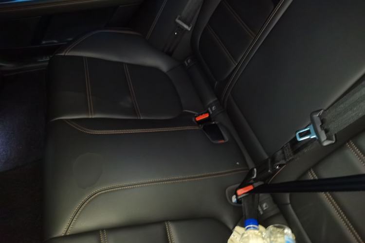 Used Jaguar XEL 2019 2.0T 200 PS Deluxe Edition Left Rear Seat