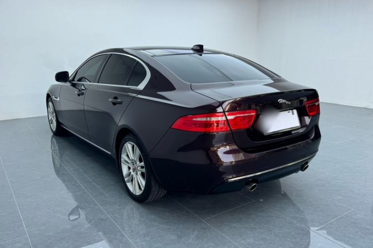 Used Jaguar XEL 2019 2.0T 200 PS Deluxe Edition Exterior 8