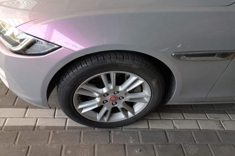 Used Jaguar XEL 2019 2.0T 200 PS Luxury Edition Left Front Wheel Hub