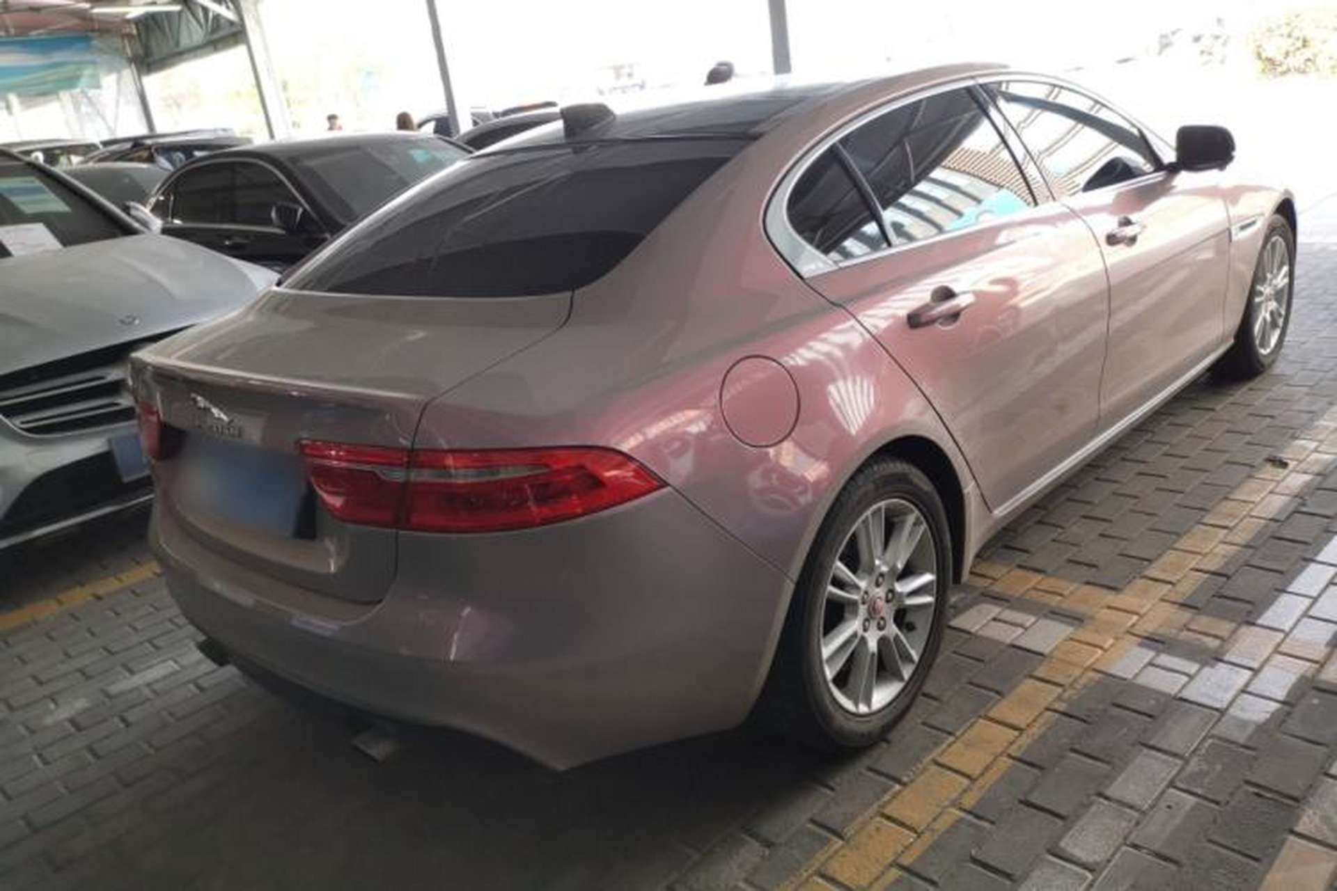 Used Jaguar XEL 2019 2.0T 200 PS Luxury Edition Rear Right 45 Deg