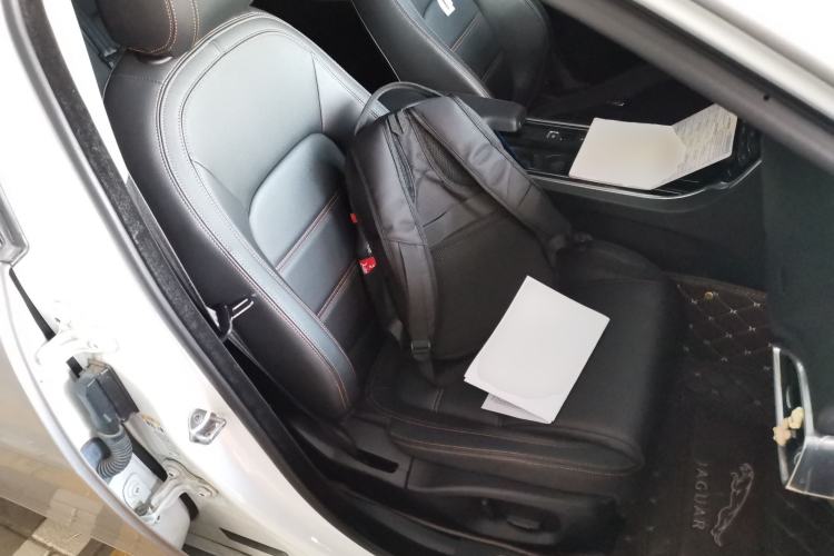 Used Jaguar XEL 2019 2.0T 200 PS Luxury Edition Right Front Seat
