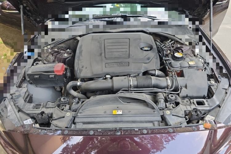 Used Jaguar XEL 2019 2.0T 200 PS Deluxe Edition Engine Bay