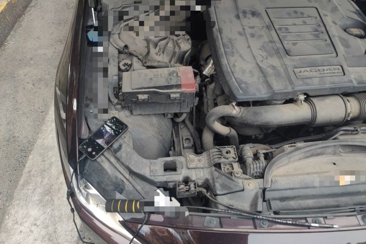 Used Jaguar XEL 2019 2.0T 200 PS Deluxe Edition Engine Bay Right
