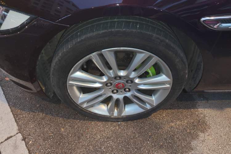 Used Jaguar XEL 2019 2.0T 200 PS Deluxe Edition Exterior 7
