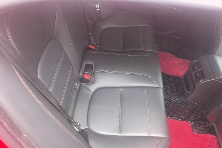 Used Jaguar XEL 2019 2.0T 200 PS Luxury Edition Interior 3