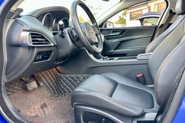 Used Jaguar XEL 2019 2.0T 200 PS Elite Edition Interior 15