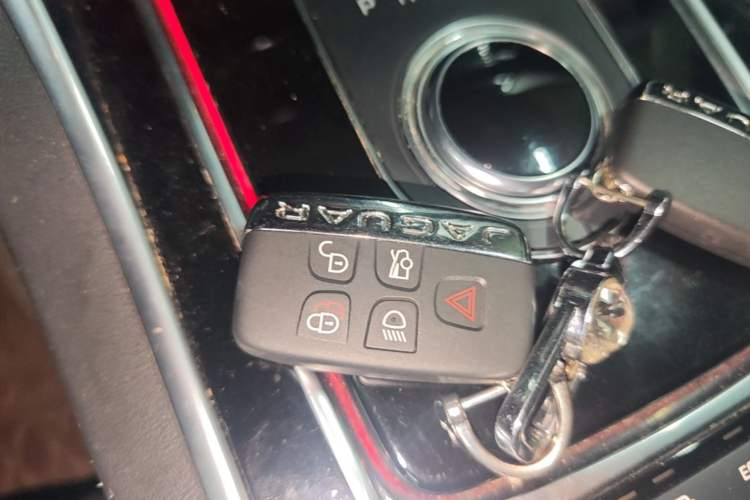 Used Jaguar XEL 2019 2.0T 200 PS Luxury Edition Vehicle Key