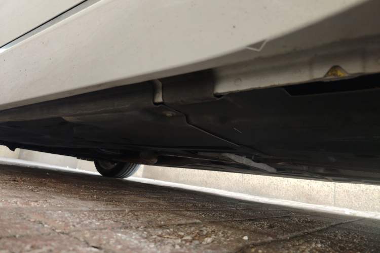 Used Jaguar XEL 2019 2.0T 200 PS Elite Edition Chassis Rear Left