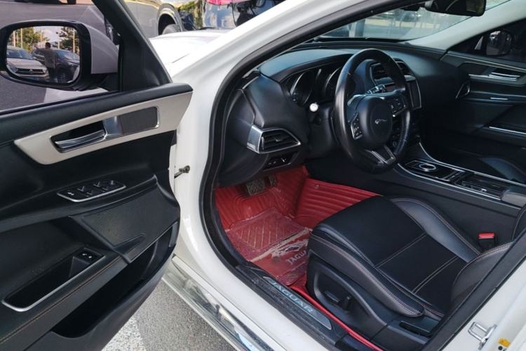Used Jaguar XEL 2019 2.0T 200 PS Elite Edition Driver Seat