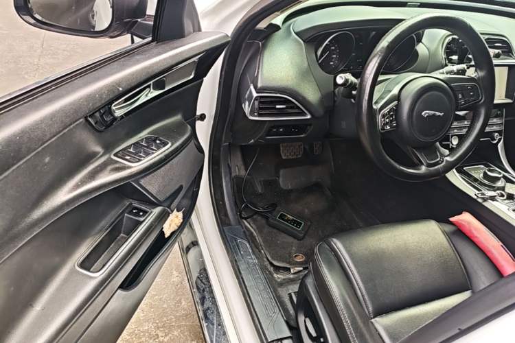 Used Jaguar XEL 2019 2.0T 200 PS Elite Edition Driver Seat