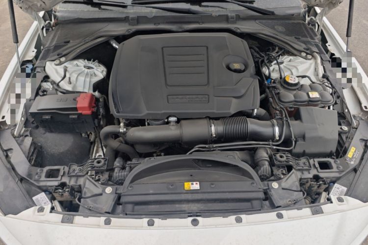 Used Jaguar XEL 2019 2.0T 200 PS Luxury Edition Engine Bay