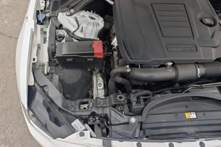 Used Jaguar XEL 2019 2.0T 200 PS Luxury Edition Engine Bay Right