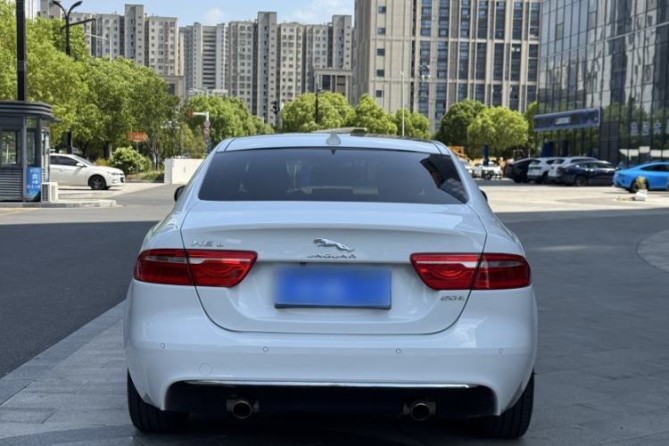 Used Jaguar XEL 2019 2.0T 200 PS Luxury Edition Exterior 2