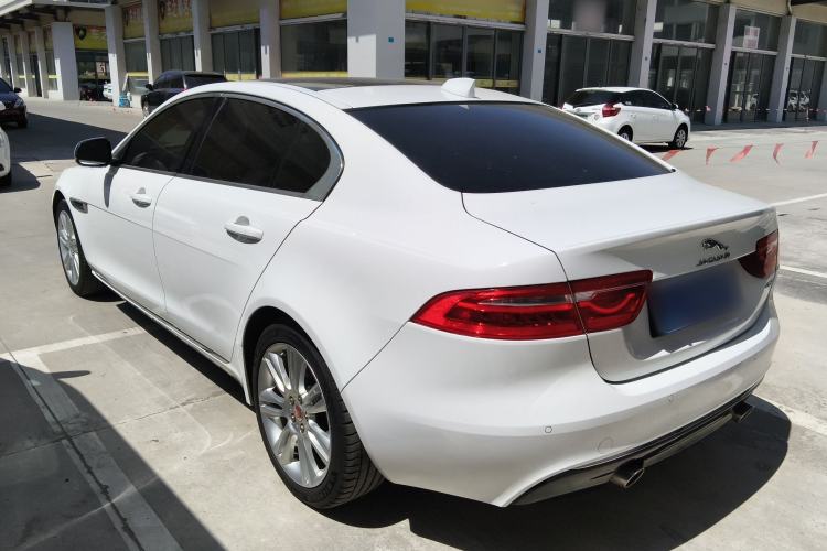 Used Jaguar XEL 2019 2.0T 250 PS Premium Edition Exterior 2