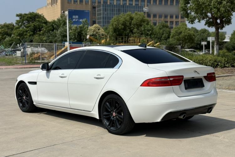 Used Jaguar XEL 2019 2.0T 200 PS Deluxe Edition Exterior 5