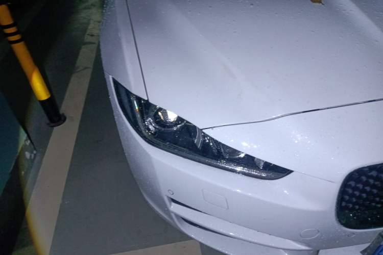 Used Jaguar XEL 2019 2.0T 200 PS Deluxe Edition Exterior 6