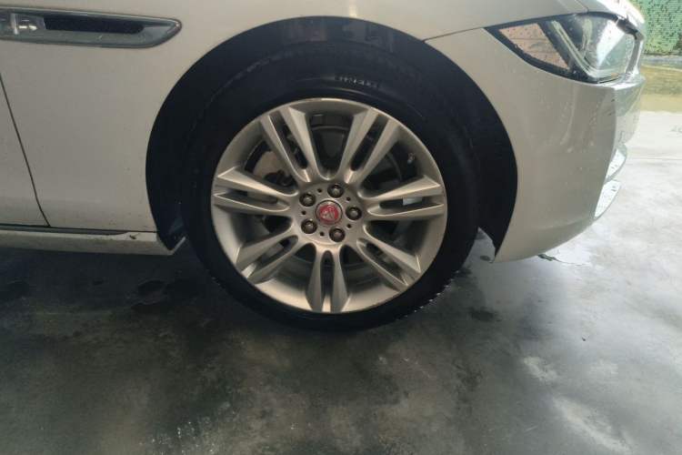 Used Jaguar XEL 2019 2.0T 200 PS Deluxe Edition Exterior 7