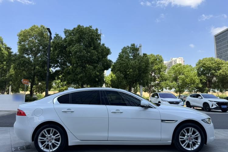 Used Jaguar XEL 2019 2.0T 200 PS Luxury Edition Exterior 8