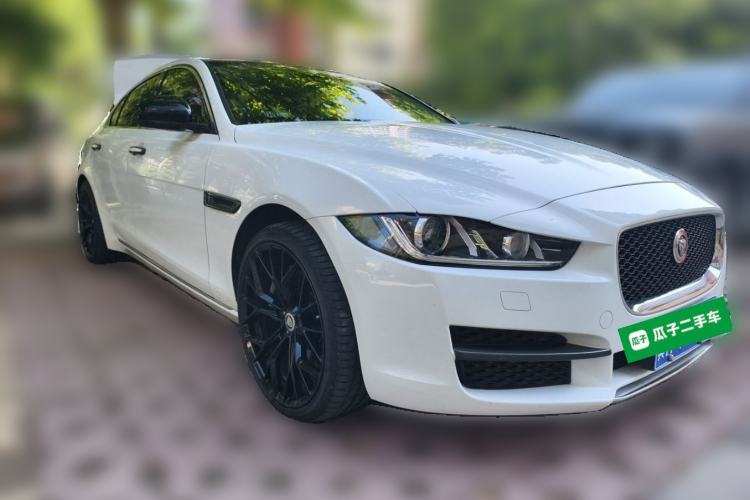 Used Jaguar XEL 2019 2.0T 200 PS Luxury Edition Front Right 45 Deg