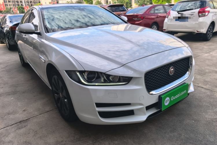 Used Jaguar XEL 2019 2.0T 200 PS Elite Edition Front Right 45 Deg