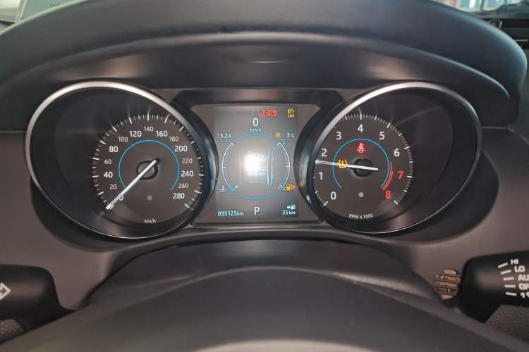 Used Jaguar XEL 2019 2.0T 200 PS Elite Edition Instrument Cluster