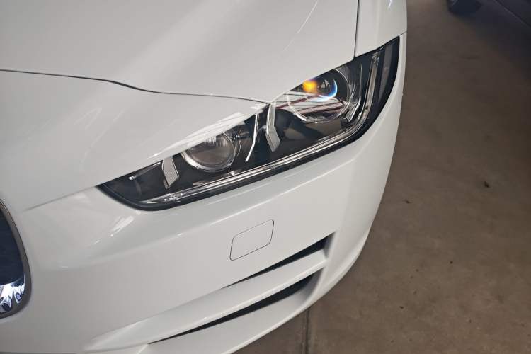 Used Jaguar XEL 2019 2.0T 200 PS Elite Edition Left Front Headlight
