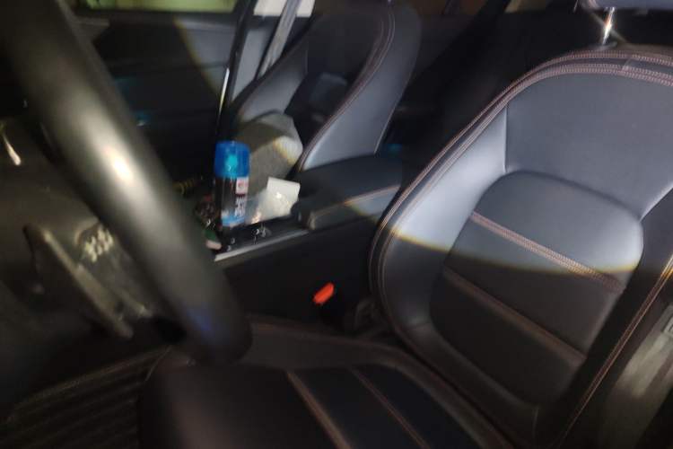 Used Jaguar XEL 2019 2.0T 200 PS Luxury Edition Left Front Seat