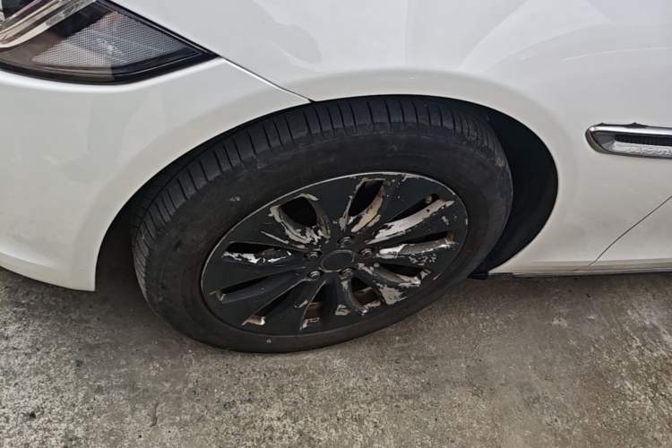 Used Jaguar XEL 2019 2.0T 200 PS Elite Edition Left Front Wheel Hub