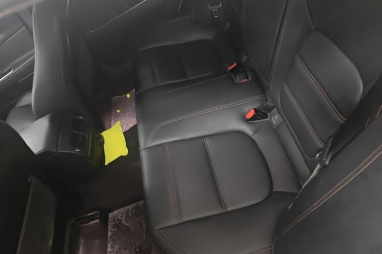 Used Jaguar XEL 2019 2.0T 200 PS Deluxe Edition Left Rear Seat