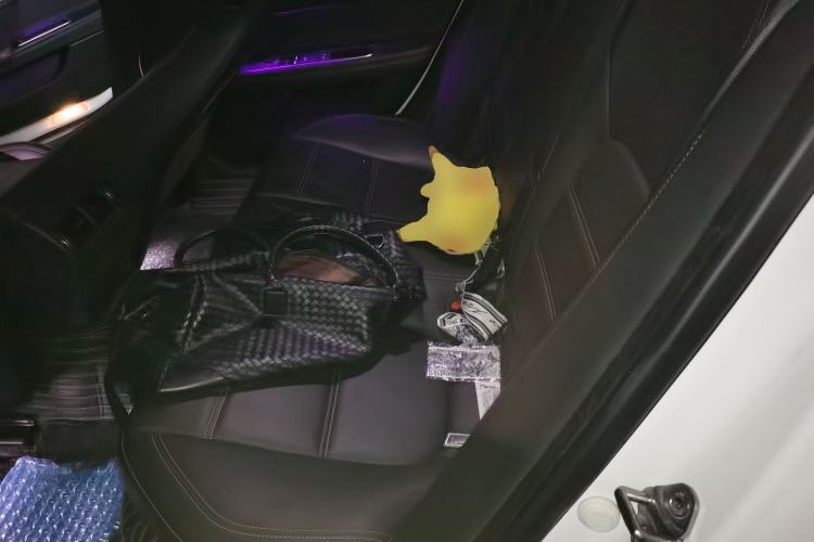 Used Jaguar XEL 2019 2.0T 200 PS Deluxe Edition Left Rear Seat