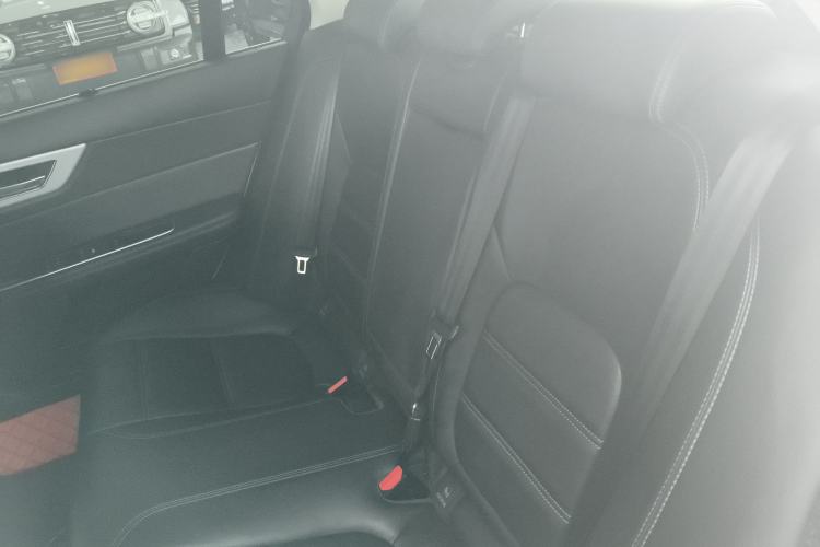 Used Jaguar XEL 2019 2.0T 200 PS Deluxe Edition Left Rear Seat