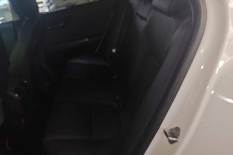 Used Jaguar XEL 2019 2.0T 200 PS Elite Edition Left Rear Seat