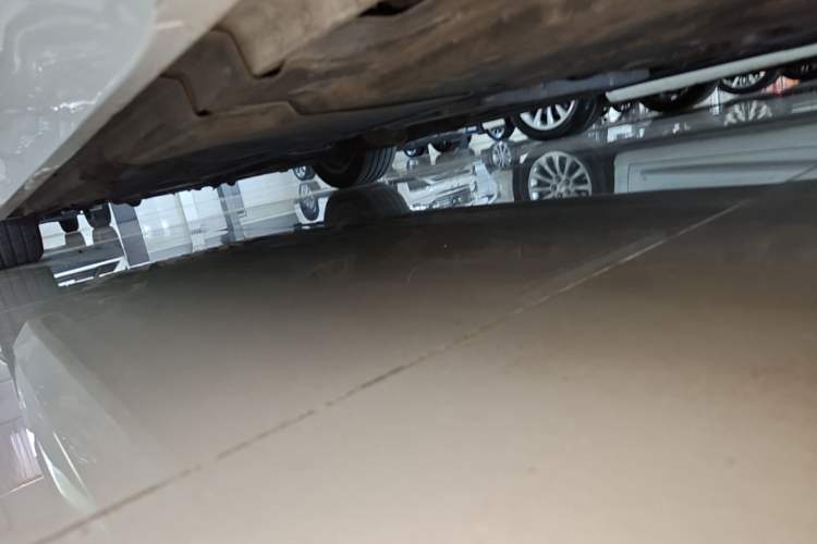 Used Jaguar XEL 2019 2.0T 200 PS Luxury Edition Left Side Sill