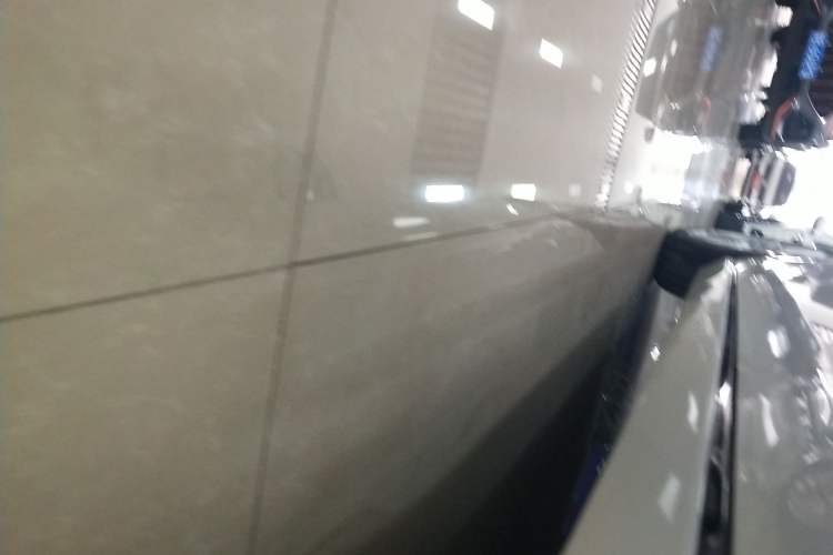Used Jaguar XEL 2019 2.0T 200 PS Deluxe Edition Left Side Sill