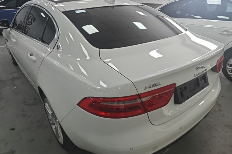Used Jaguar XEL 2019 2.0T 200 PS Deluxe Edition Rear Left 45 Deg