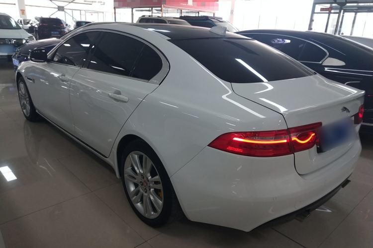 Used Jaguar XEL 2019 2.0T 200 PS Deluxe Edition Rear Left 45 Deg