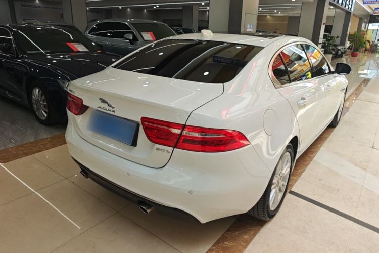 Used Jaguar XEL 2019 2.0T 200 PS Luxury Edition Rear Right 45 Deg