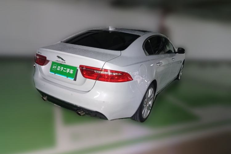 Used Jaguar XEL 2019 2.0T 200 PS Deluxe Edition Rear Right 45 Deg
