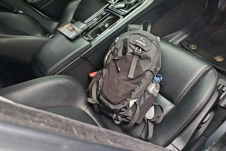 Used Jaguar XEL 2019 2.0T 200 PS Elite Edition Right Front Seat