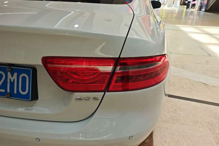 Used Jaguar XEL 2019 2.0T 200 PS Luxury Edition Right Rear Taillight