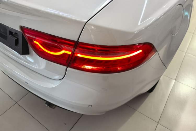 Used Jaguar XEL 2019 2.0T 200 PS Elite Edition Right Rear Taillight