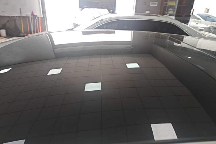 Used Jaguar XEL 2019 2.0T 200 PS Deluxe Edition Roof