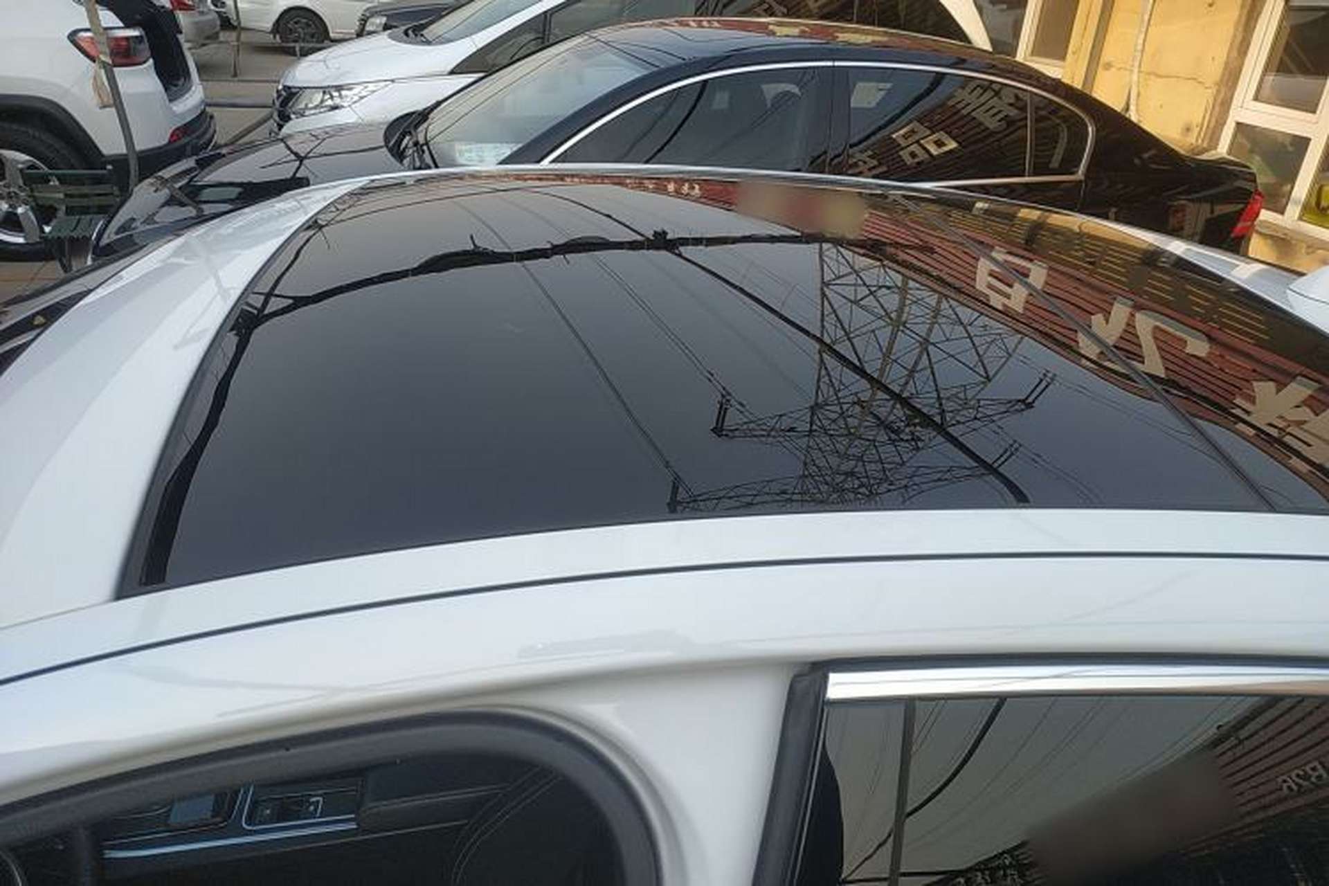 Used Jaguar XEL 2019 2.0T 200 PS Deluxe Edition Roof