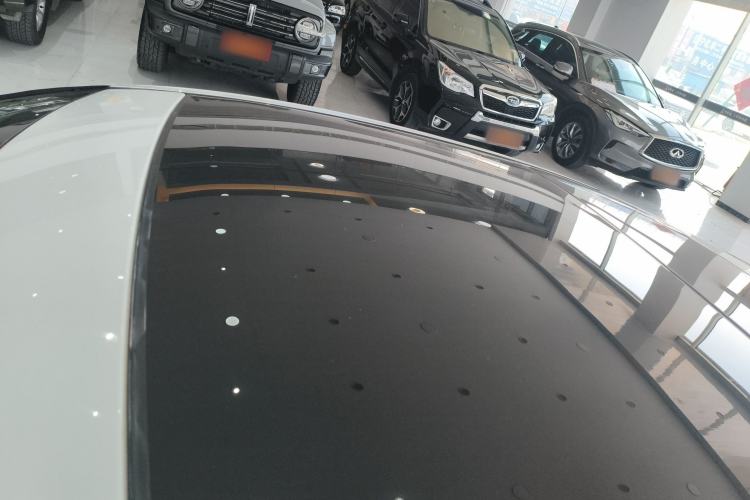 Used Jaguar XEL 2019 2.0T 200 PS Deluxe Edition Roof