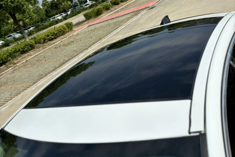 Used Jaguar XEL 2019 2.0T 200 PS Deluxe Edition Roof